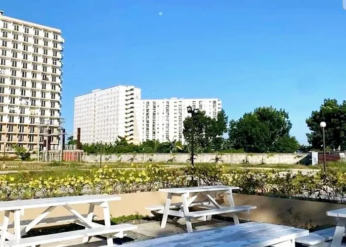 Jl Condotel - Near Airport - Oceanview 3*